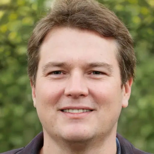 <em>Javier P.</em>